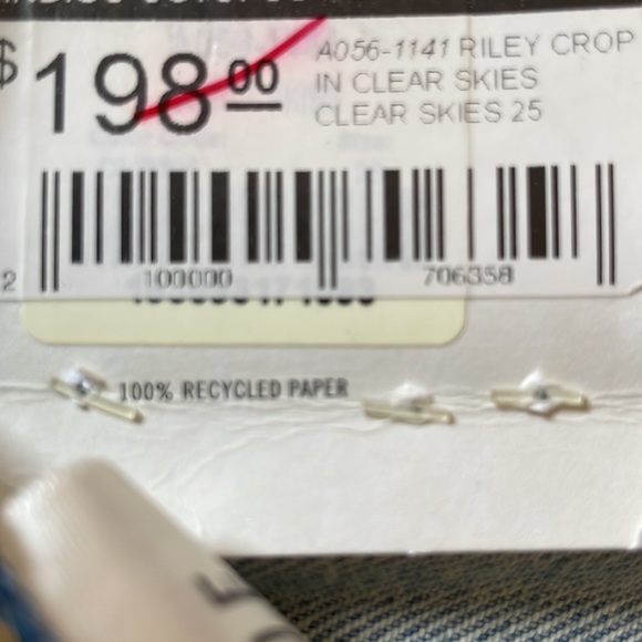 NWT Agolde Riley High Rise Straight Crop - Picture 8 of 8